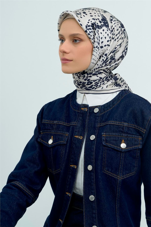 Armine  Saf İpek Twill Eşarp 9552D 80