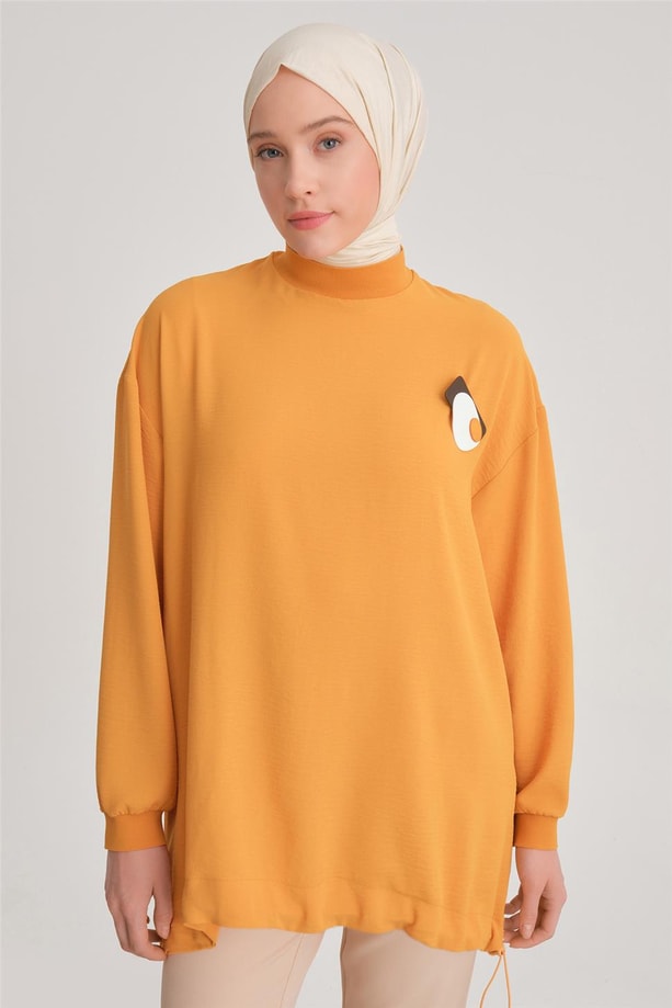 Armine Broşlu Bluz ORT3100 Zencefil