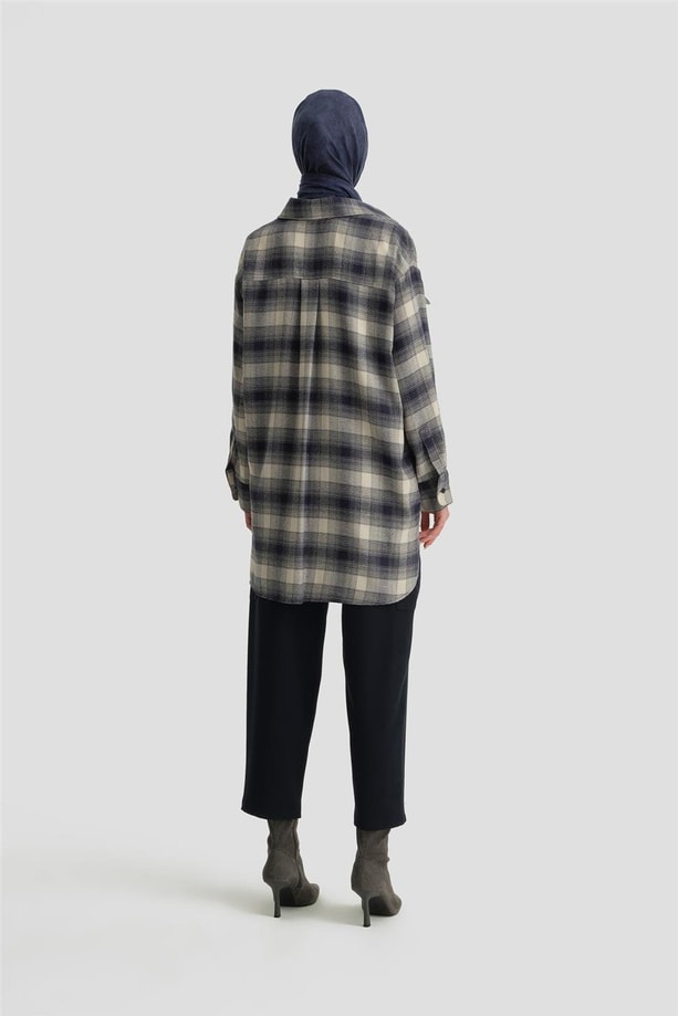 Armine Kapaklı Cepli Oduncu Gömlek ORT3637 Lacivert