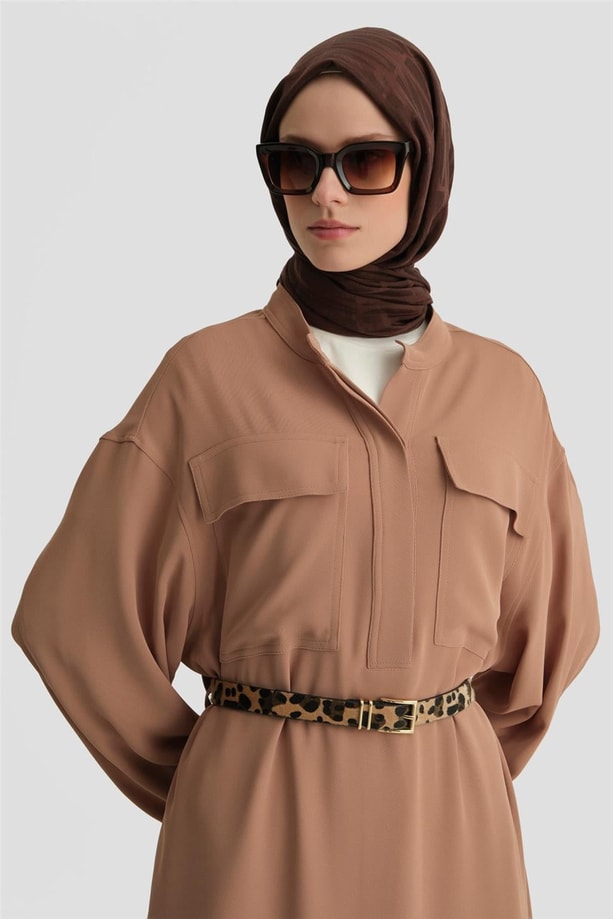 Armine Kapaklı Cepli Elbise ORT9925 Camel