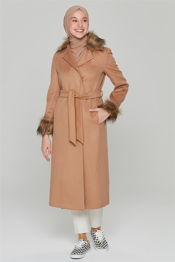 20K7267 Armine Kaban Camel