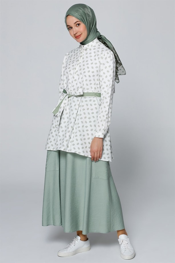 Armine Bluz 20Ya3817 Mint