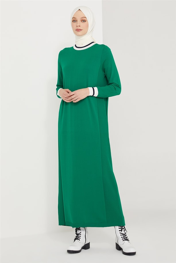 Armine Elbise 21KD2000 Benetton