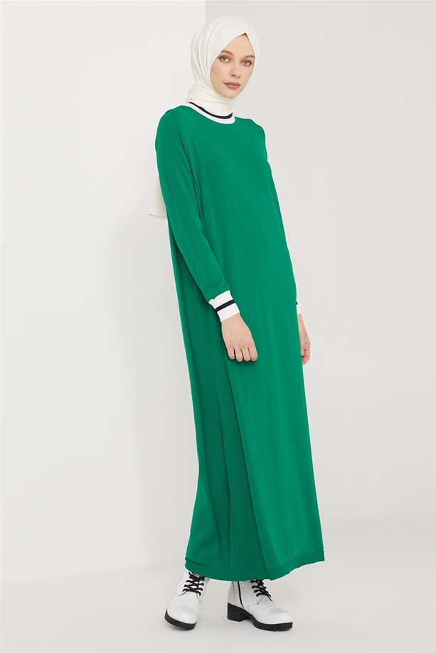 Armine Elbise 21KD2000 Benetton