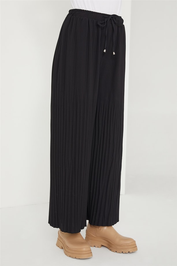 Armine Plise Detaylı Pantolon 21K2111 Siyah