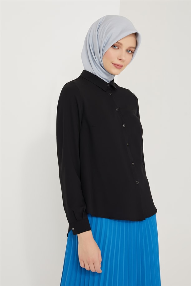 Armine Arkası Pliseli Bluz 21K3004 Siyah