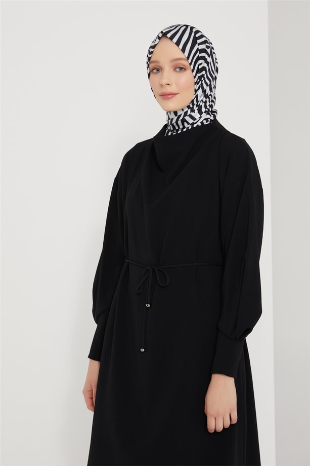 Armine Degaje Yaka Ve Kol Detaylı Tunik 21K4501 Siyah