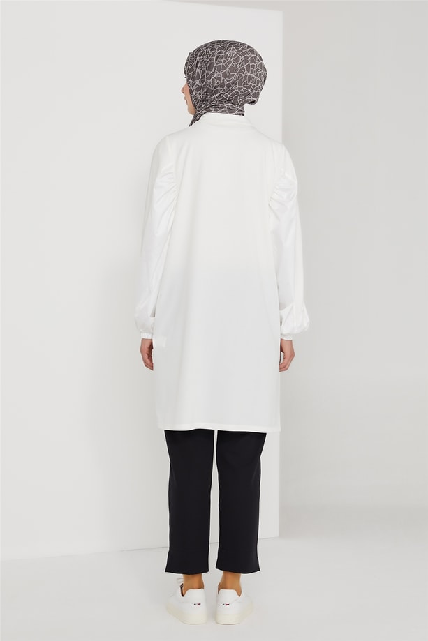 Armine Büzgü Detaylı Garnili Tunik 21K4507 Ekru