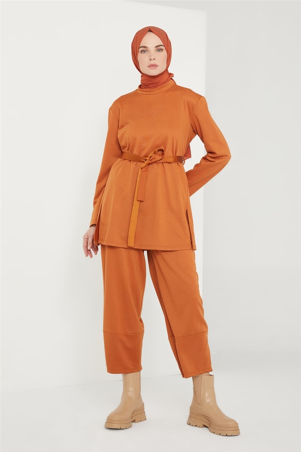Armine Beli Lastik Detaylı Örgü Kuşaklı Takım 21K6326 Tarçın