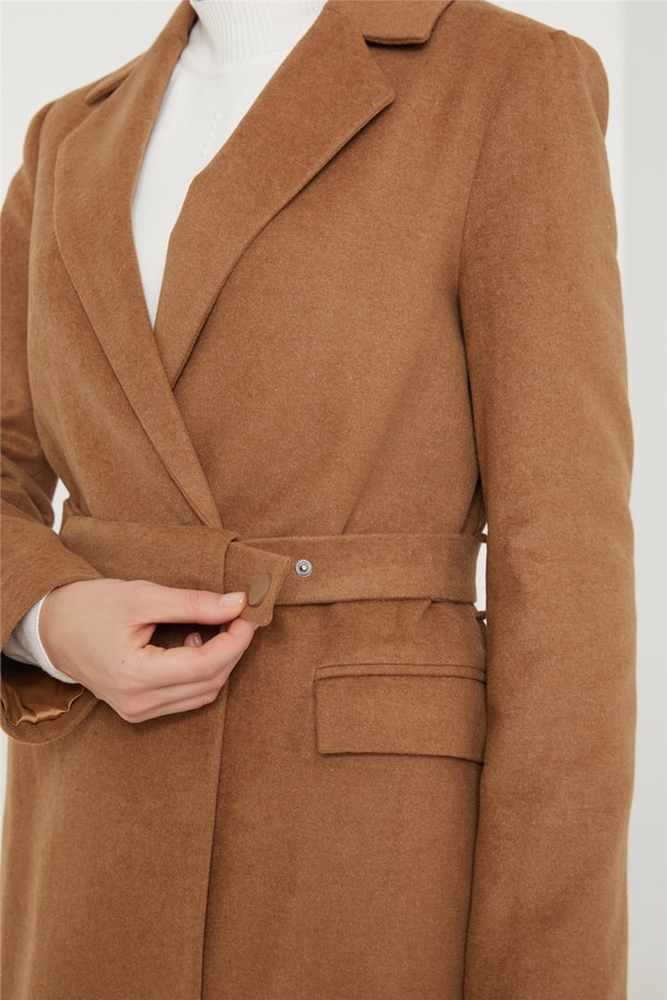 Armine Çıtçıt Ve Köprü Detaylı Kaşe Kaban 21K7401 Camel
