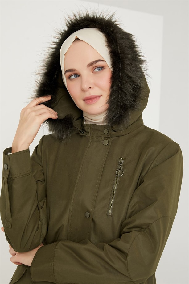Armine Seyyar Kürklü ve Peluşlu Parka 21K7423 Haki