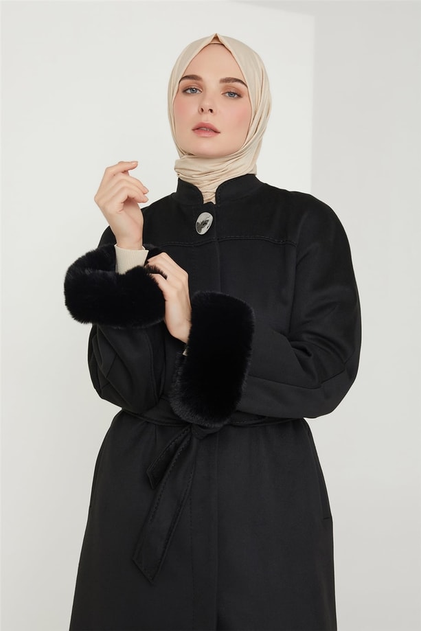 Armine Kürk Detaylı Manto 21K8704 Siyah