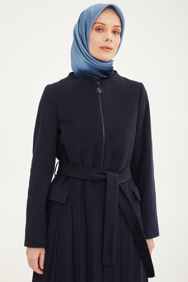Armine Etek Ucu Pliseli Manto 21K8708 Lacivert