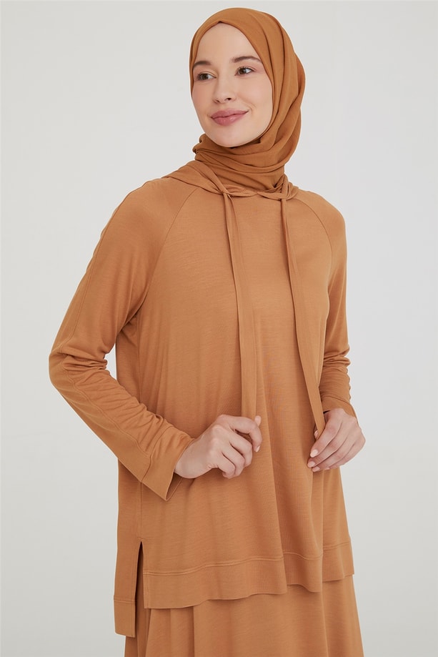Armine Kapşonlu Reglan Kollu Etekli Takım 21Y6286 Bisküvi