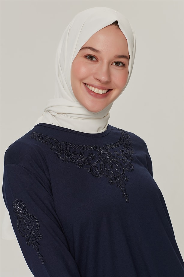 Armine Nakışlı Yaka Etek Ucu Taşlı Penye 21YD9031 Lacivert