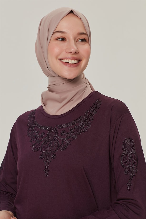 Armine Nakışlı Yaka Etek Ucu Taşlı Penye 21YD9031 Mürdüm