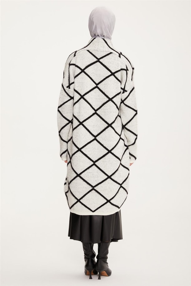 Armine Hırka 22KD2028-1 Kemik
