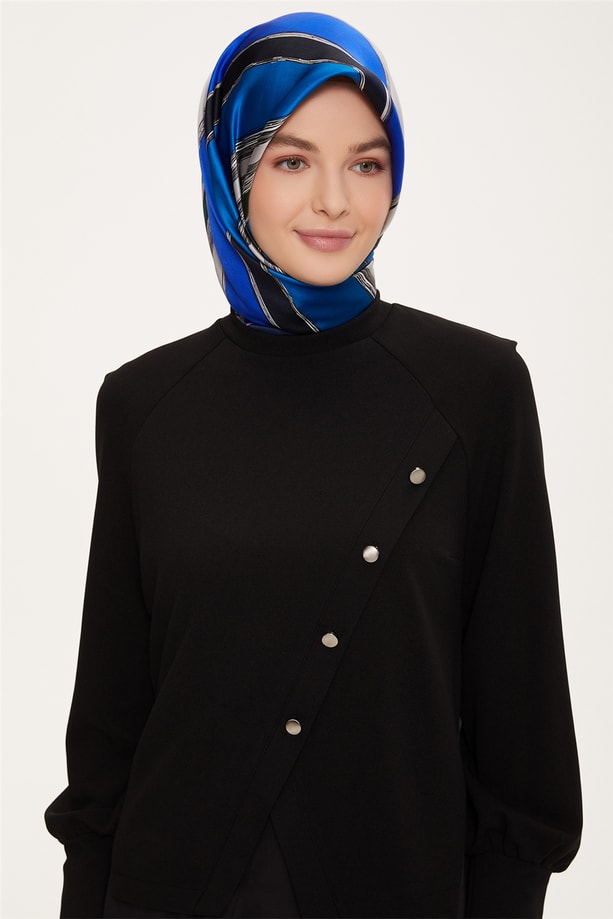 Armine Düğme Detaylı Asimetrik ve GArnili Bluz 22K3212 Siyah