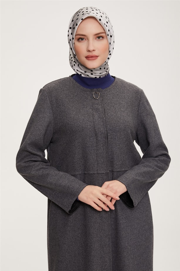Armine Minimal Ve Asimetrik Kesim Detaylara Sahip Giy Çık 22K5902 Antrasit