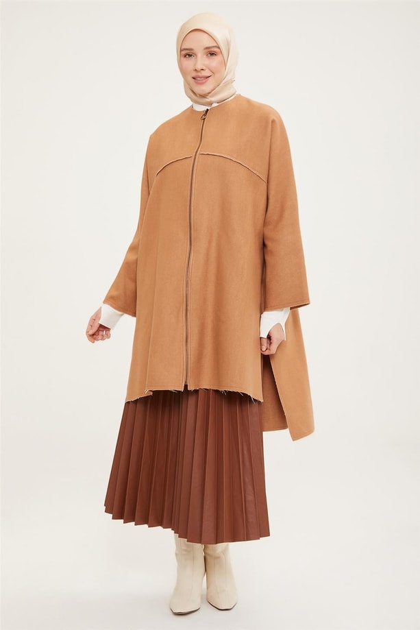 Armine Asimetrik Ve Oversize Fermuarlı Hırka 22K5915 Camel