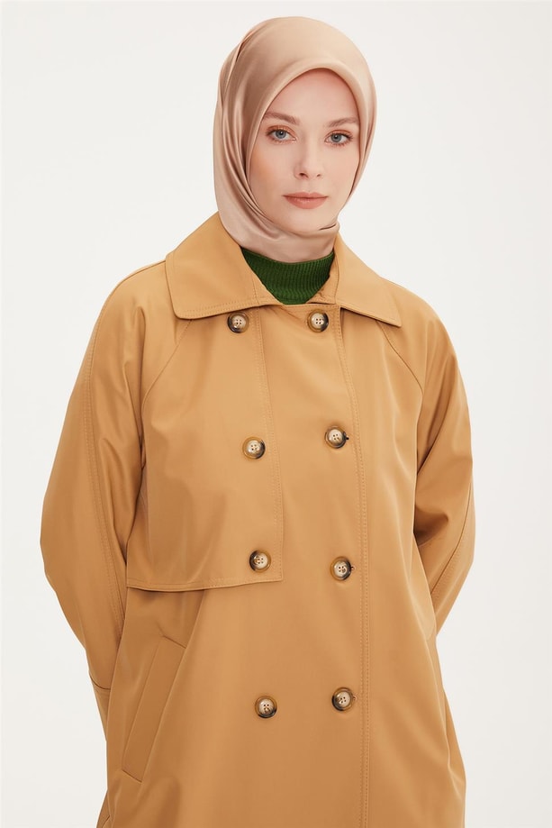 Armine Reglan Kollu Rüzgarlıklı Trençkot 22K7701 Camel
