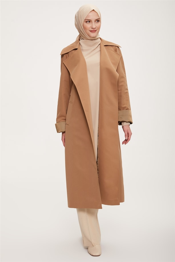 22K7721 Armine Kap Camel