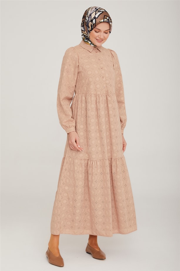 Armine Brode Beyaz Elbise 22K9451 Camel