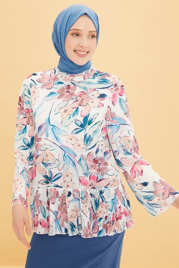 Armine Kolları Ve Etek Ucu Piliseli Bluz 22Y3110 Beyaz