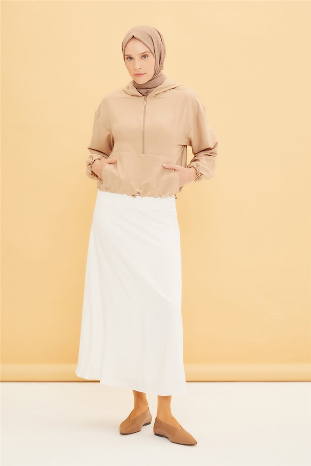 Armine Beli Ve Kolları Büzülebilen Kısa Sweatshırt 22Y3119 Kum