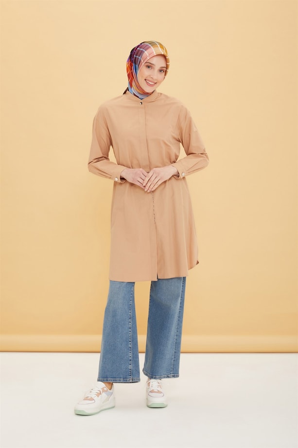 Armine Zincir Detaylı Tunik 22Y4802 Camel