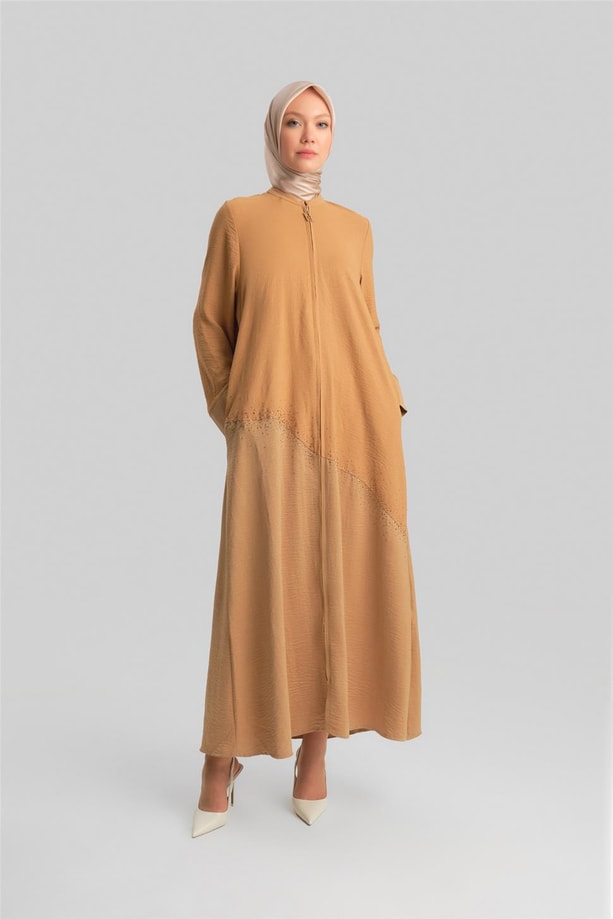 Armine Ferace 22Y8807 Camel