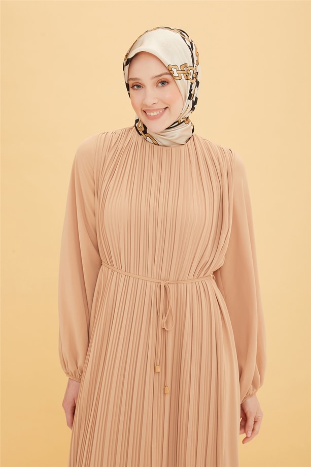 Armine Önü Piliseli Elbise 22Y9435 Camel