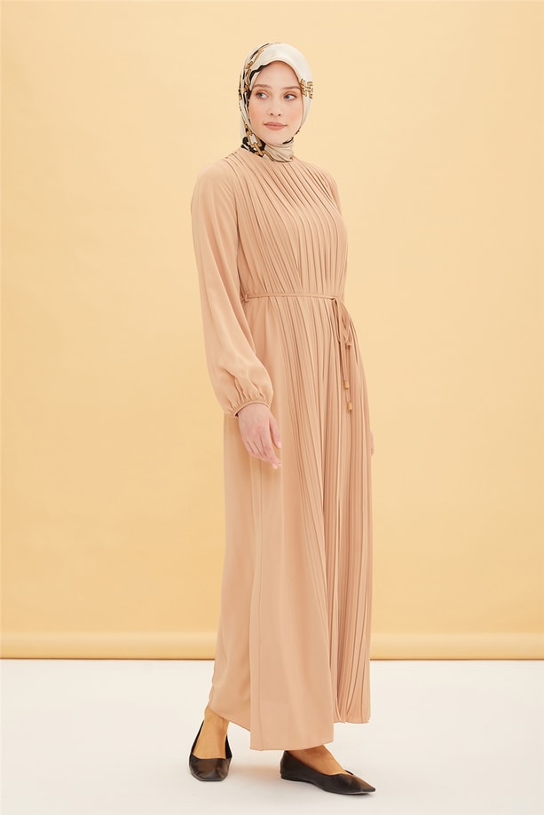 Armine Önü Piliseli Elbise 22Y9435 Camel