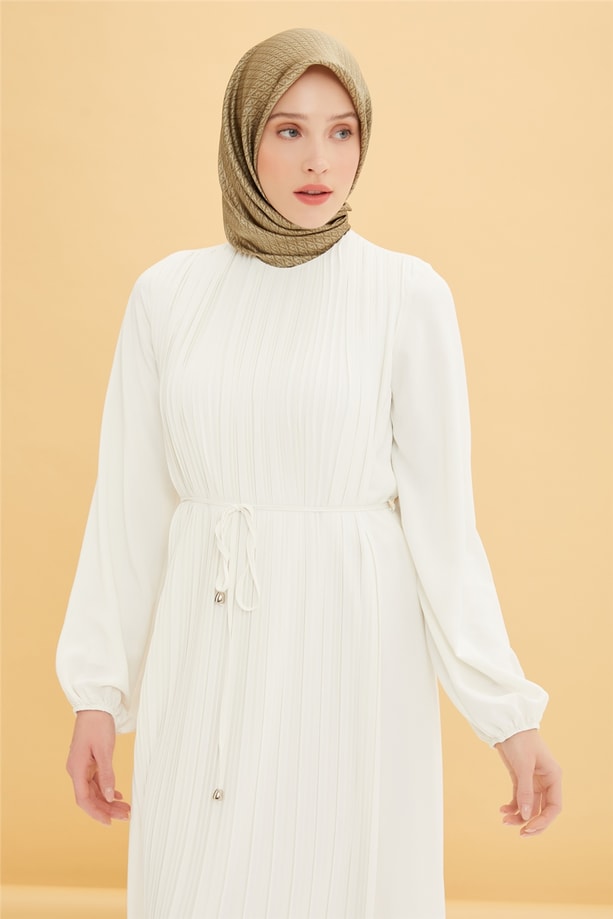Armine Önü Piliseli Elbise 22Y9435 Ekru