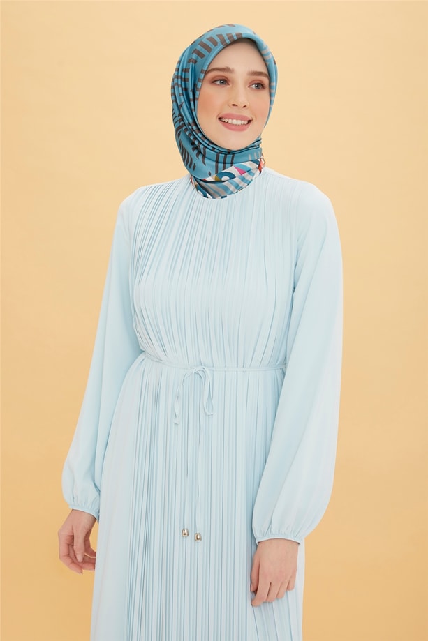 Armine Önü Piliseli Elbise 22Y9435 Gri Mavi