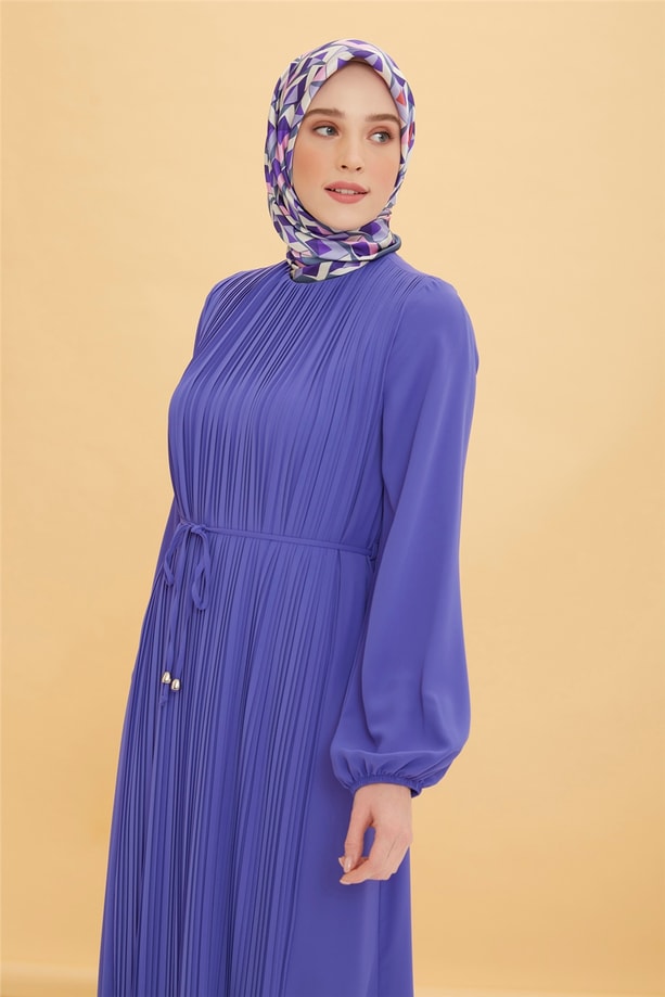 Armine Önü Piliseli Elbise 22Y9435 Morcivert