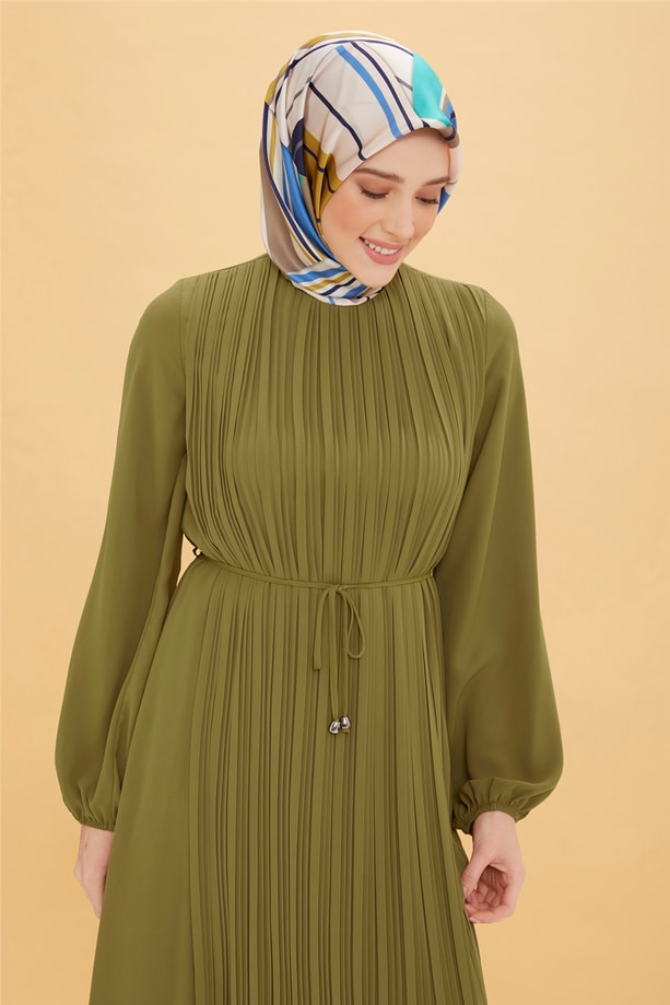 Armine Önü Piliseli Elbise 22Y9435 Zeytinyağı