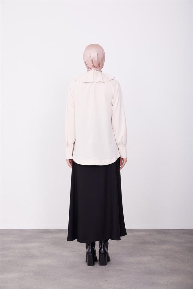 Armine Yakası Pileli Ve Allerli Bluz 23K3416 Vanilya