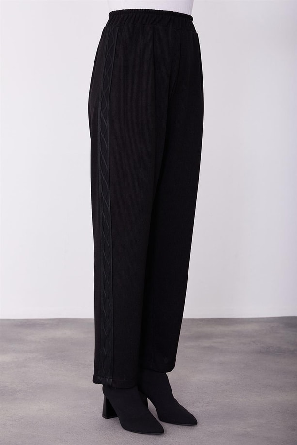 Armine Pantolonlu Takım 23KD4408 Siyah