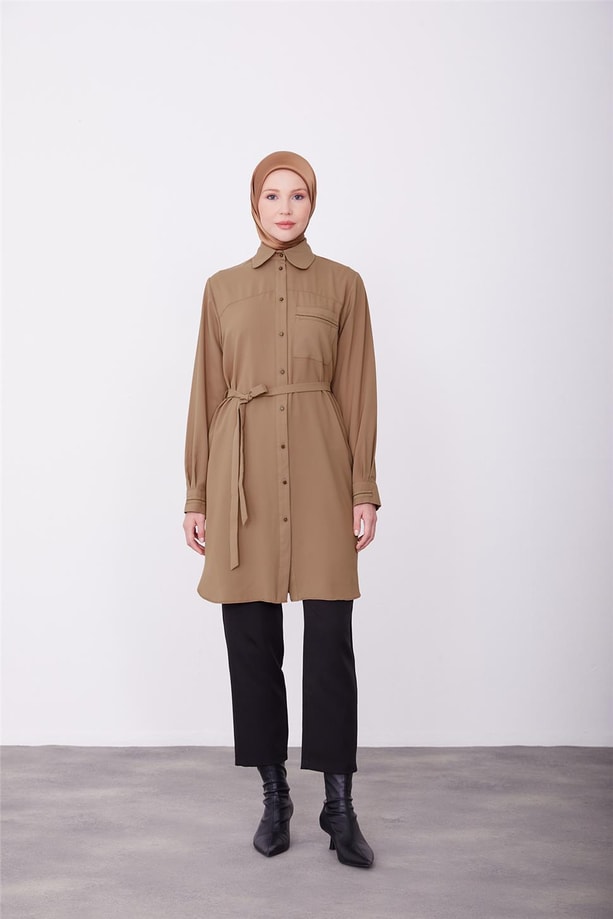 Armine Zincir Detaylı Tunik 23K4713 Badem