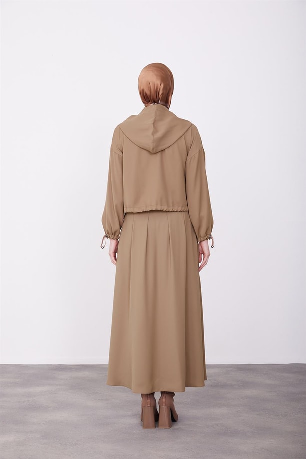 Armine Beli Ve Kolu Daralabilen Takım 23K6709 Badem