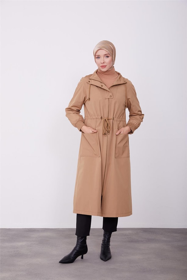Beli ve yakası büzülebilir kap 23K7117 Camel