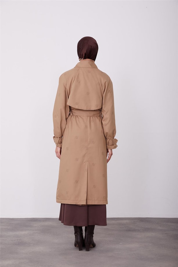 Logo baskılı metal düğme detaylı kap 23K7120 Camel