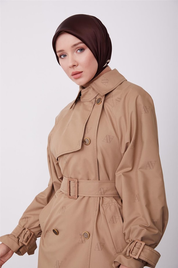 Logo baskılı metal düğme detaylı kap 23K7120 Camel