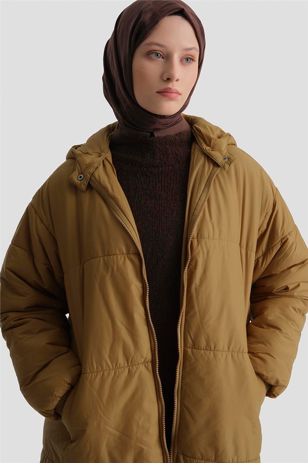 Armine Seyyar Kapüşonlu Oversize Kaban 23K7210 Camel