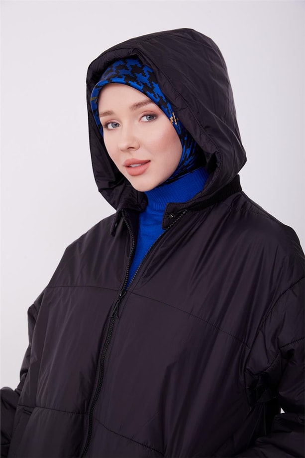 Armine parmak detaylı seyyar kapişonlu oversize kaban 23K7210 Siyah