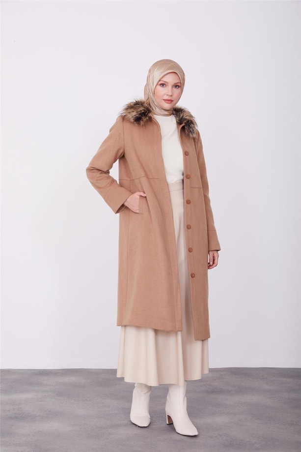 Armine Yakası Kürk Detaylı Önü Patlı Kaban 23K7814 Camel
