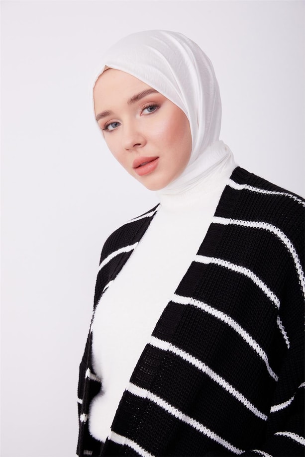 Armine Hırka 23KD8308 Siyah
