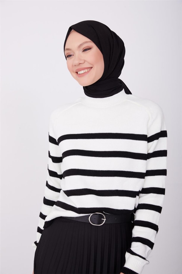 Armine Kazak 23KD8311 Siyah