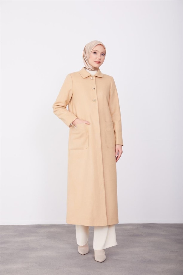 Cep aksesuarlı ve pensli manto 23K8607 Bej